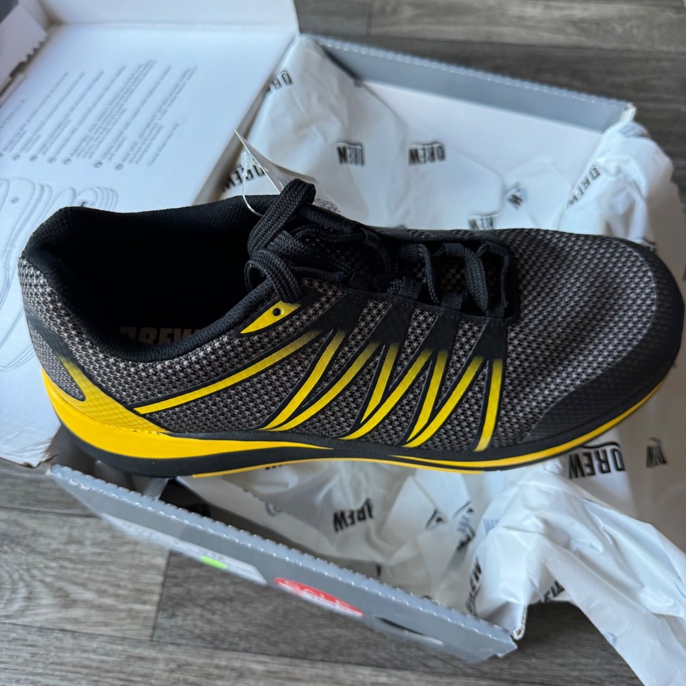 Drew Player Athletic Sneakers Mens 9 Black Yellow Slip Resistant 40105-13 NEW